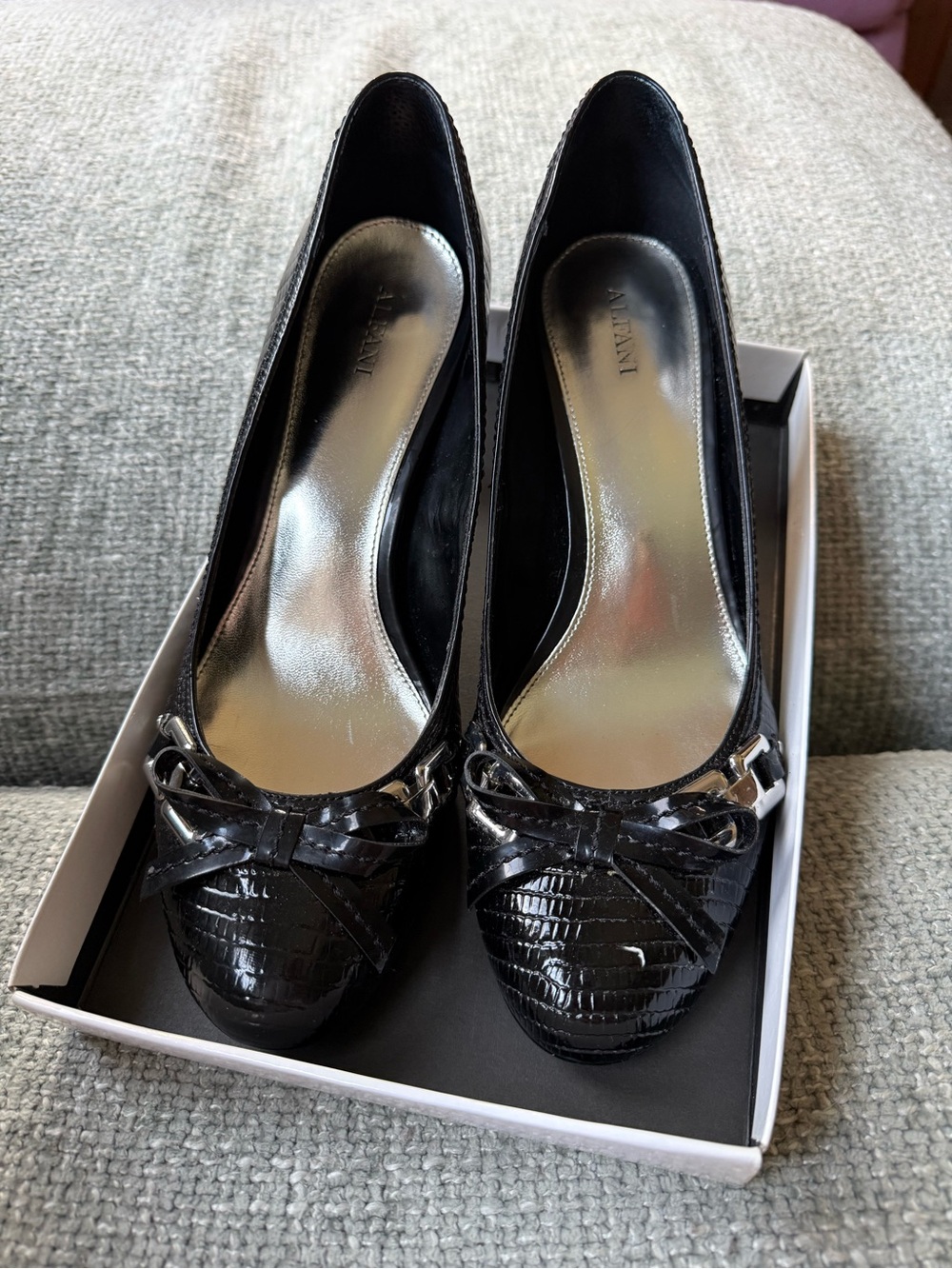 NWT Alfani Black Patent Heels Size 10